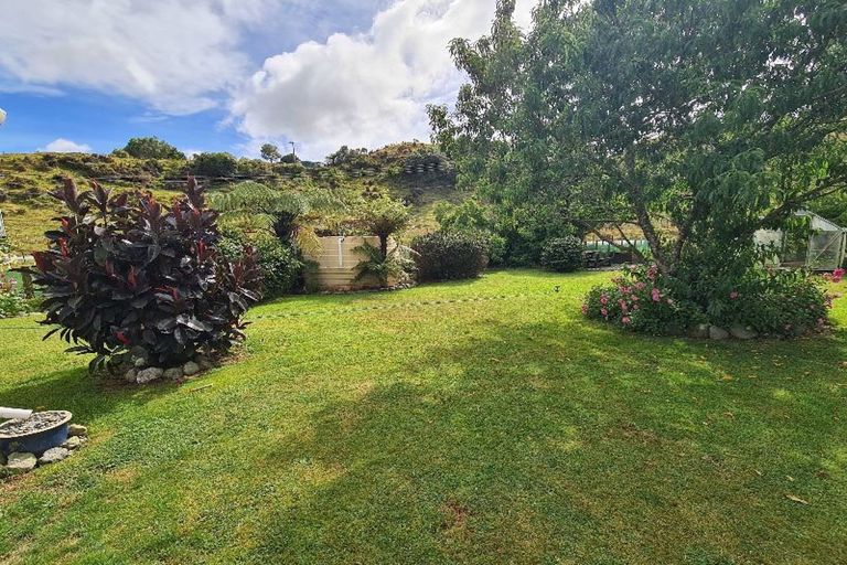 Photo of property in 347 Waitohu Valley Road, Otaki, 5583