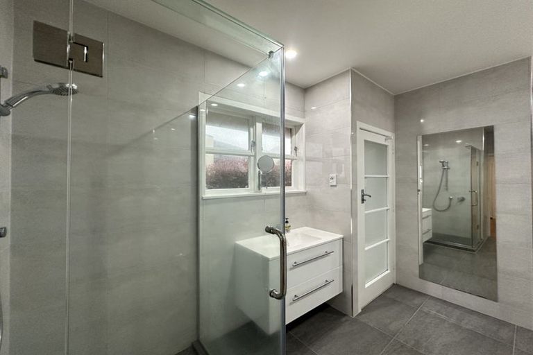 Photo of property in 17 Bleakhouse Road, Howick, Auckland, 2014