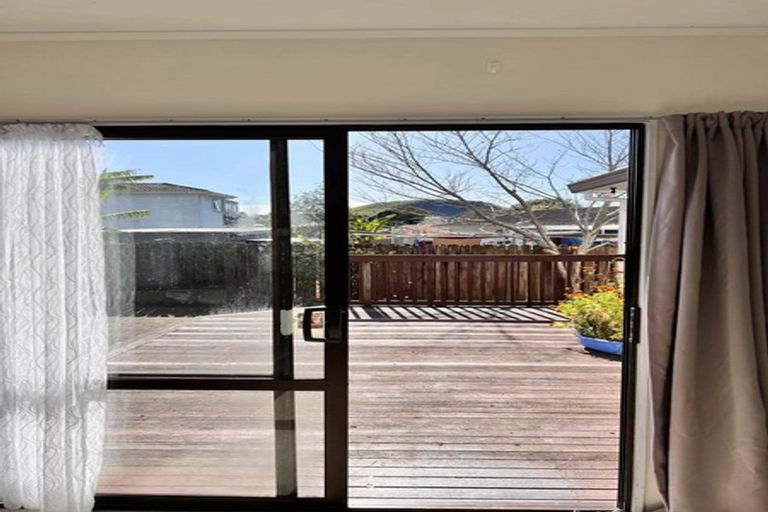 Photo of property in 1/17 Yee Place, Mount Wellington, Auckland, 1060