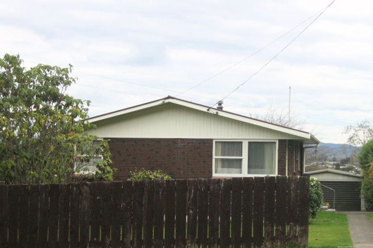 Photo of property in 76 Mallard Drive, Selwyn Heights, Rotorua, 3015