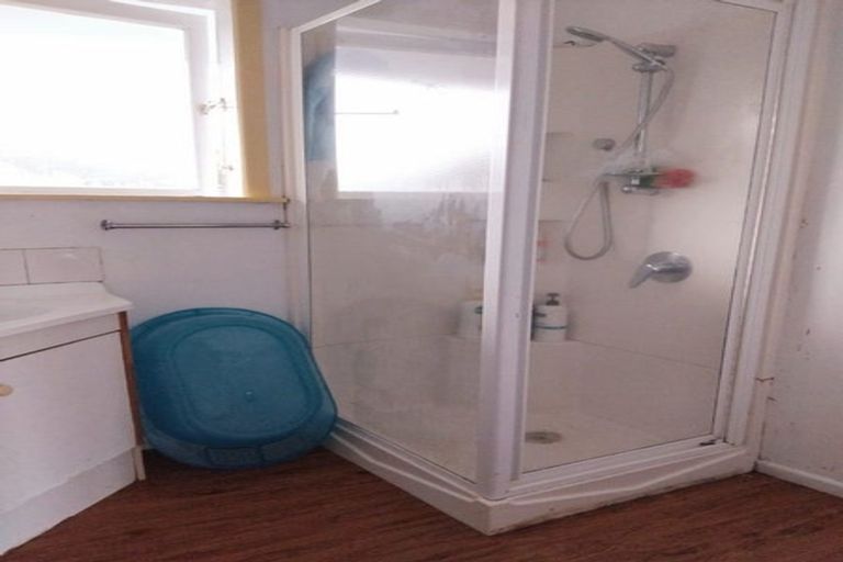 Photo of property in 16 Thompson Terrace, Manurewa, Auckland, 2102