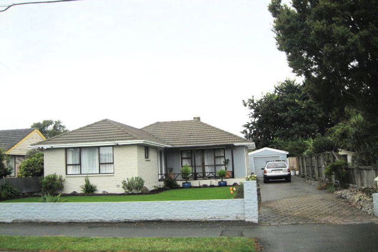 Photo of property in 33 Landy Street, Dallington, Christchurch, 8061