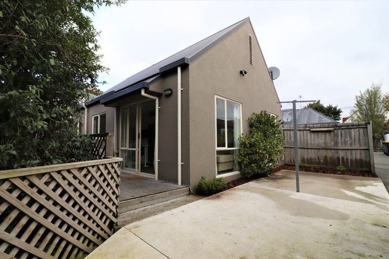 Photo of property in 13b Berry Street, St Albans, Christchurch, 8014
