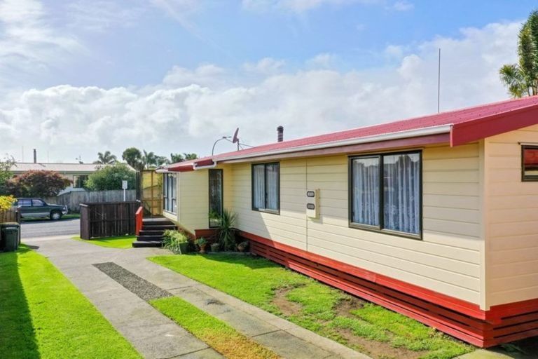 Photo of property in 23 Awatapu Drive, Whakatane, 3120