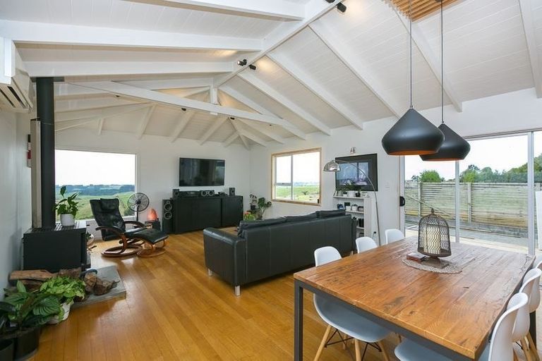 Photo of property in 205 King Road, Inglewood, 4386