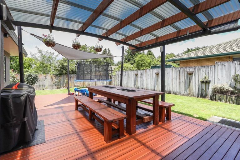 Photo of property in 9 Caulfield Place, Pukehangi, Rotorua, 3015