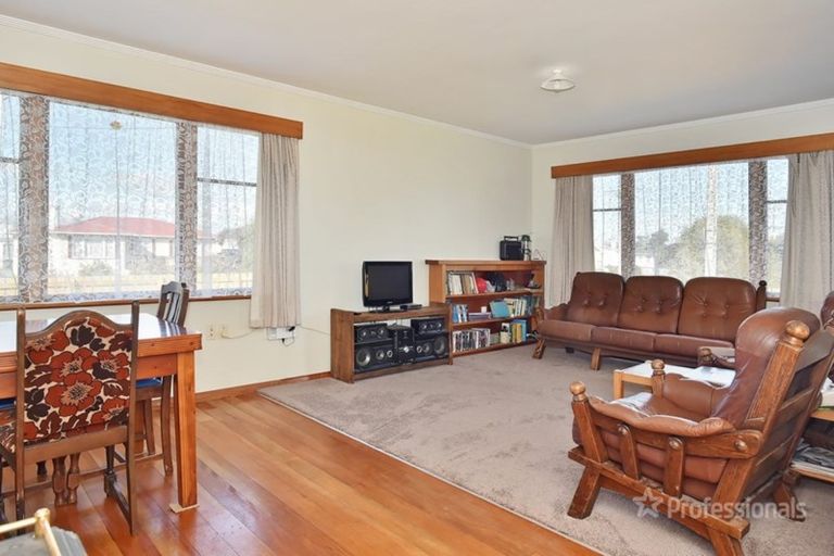 Photo of property in 2 Kowhai Place, Lansdowne, Masterton, 5810