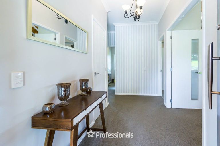 Photo of property in 32e Kaitoke Loop, Kaitoke, Upper Hutt, 5018