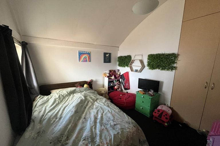 Photo of property in 4/136 Holly Road, St Albans, Christchurch, 8014