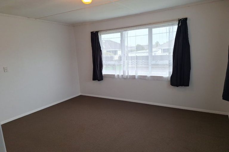 Photo of property in 7 Massey Street, Elderslea, Upper Hutt, 5018