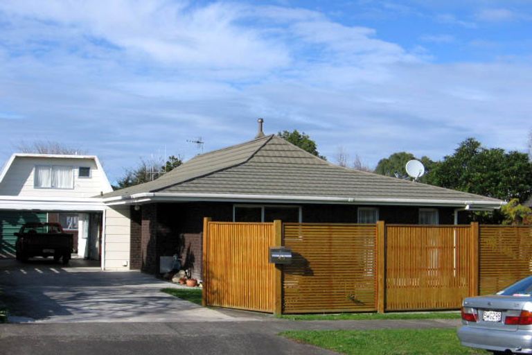 Photo of property in 20 Akaroa Avenue, Awapuni, Palmerston North, 4412
