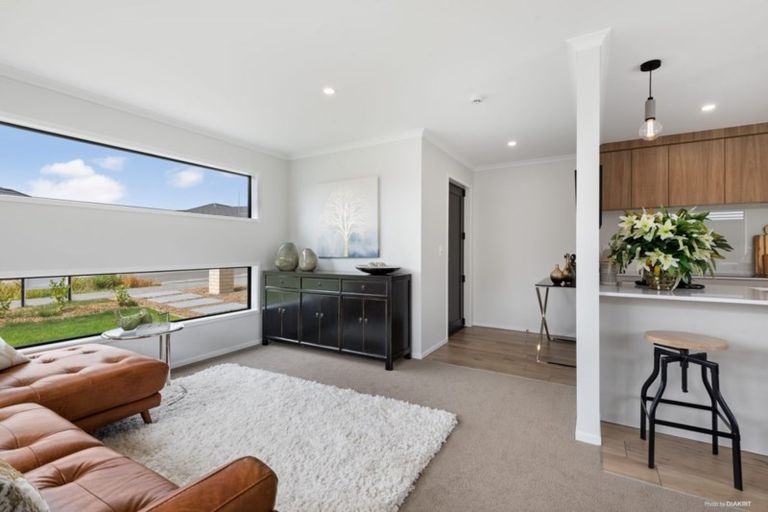 Photo of property in 12 Peter Bourne Drive, Pokeno, 2402