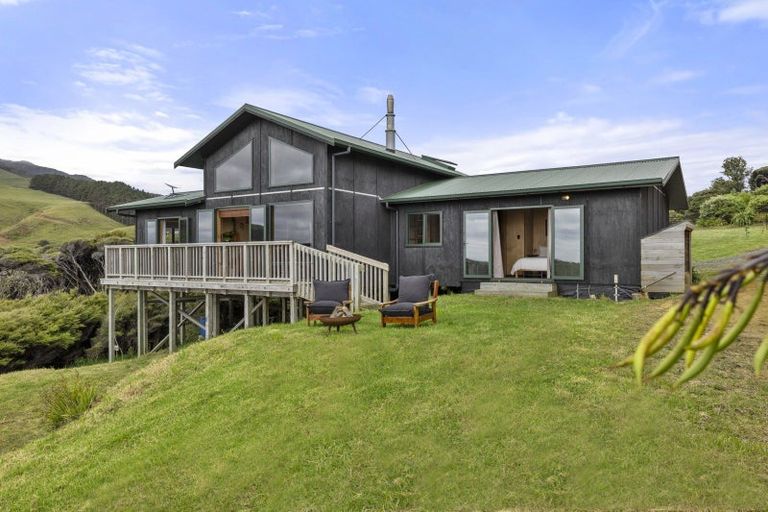 Photo of property in 1644b Whaanga Road, Raglan, 3296