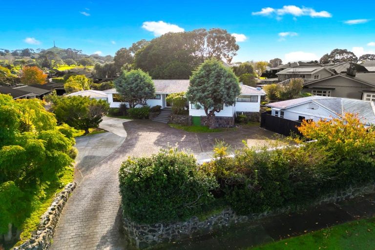 Photo of property in 24 Tawa Road, Onehunga, Auckland, 1061