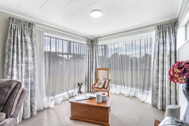 Photo of property in 63 Edinburgh Crescent, Waikiwi, Invercargill, 9810