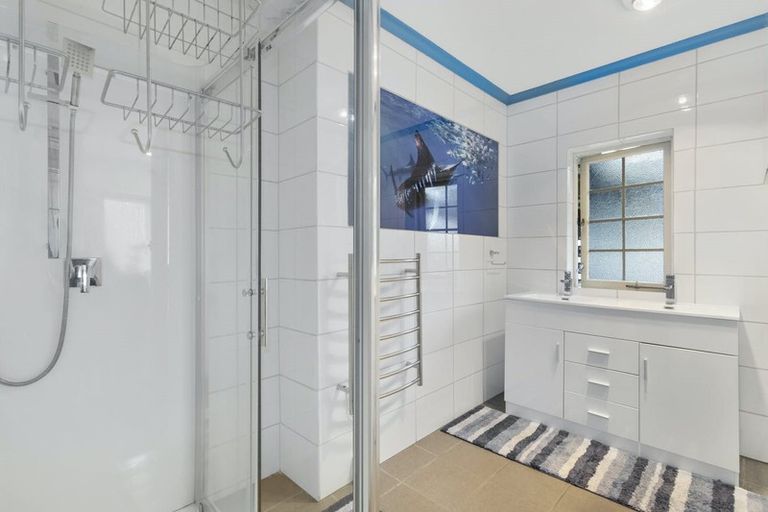 Photo of property in 1 Williams Place, Fairfield, Hamilton, 3214