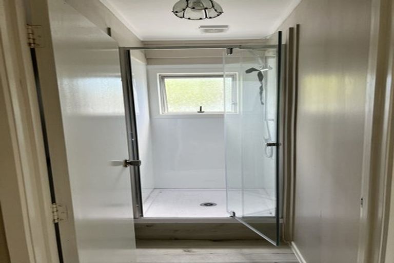 Photo of property in 18 Maxwelton Drive, Mairangi Bay, Auckland, 0630