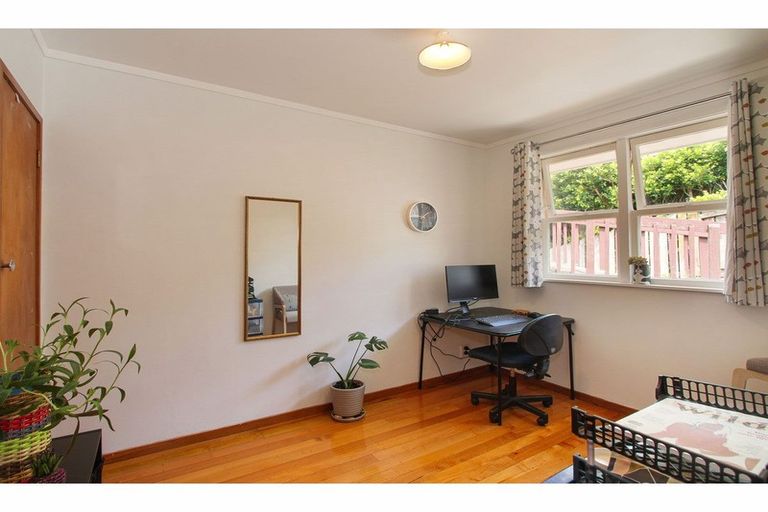 Photo of property in 5/26 Rangatira Road, Birkenhead, Auckland, 0626