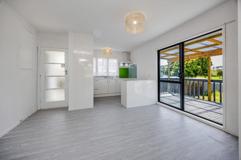 Photo of property in 13 Julian Place, Otara, Auckland, 2023