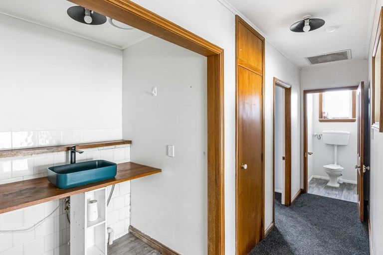 Photo of property in 62 Romilly Street, Westport, 7825