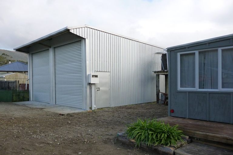 Photo of property in 9 Hawes Street, Waimangaroa, Westport, 7891