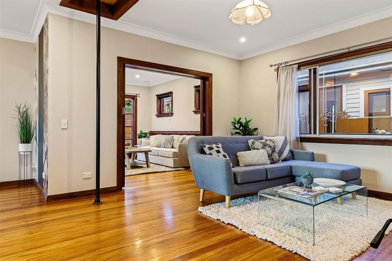 Photo of property in 6 Mcbratneys Road, Dallington, Christchurch, 8061