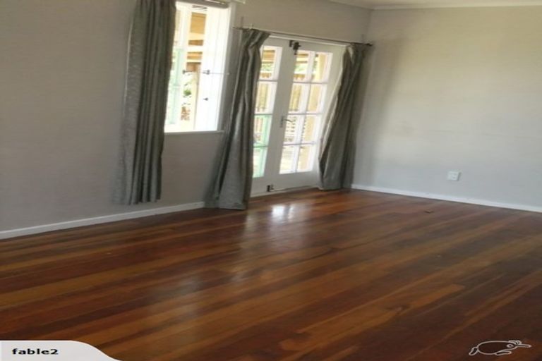 Photo of property in 52a Arimu Road, Papakura, 2110