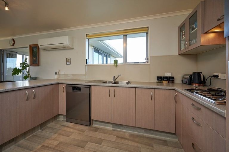 Photo of property in 9 Hawthorne Road, Kaikoura, 7300