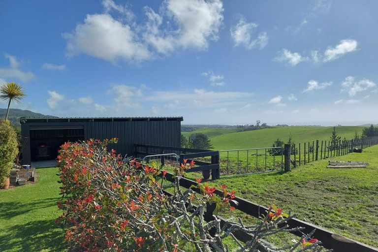 Photo of property in 236 Koru Road, Omata, New Plymouth, 4374