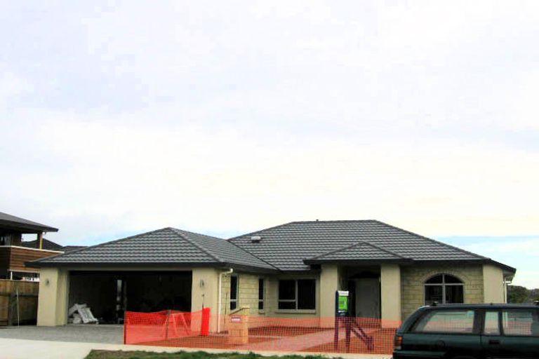 Photo of property in 81 The Drive, Paraparaumu Beach, Paraparaumu, 5032