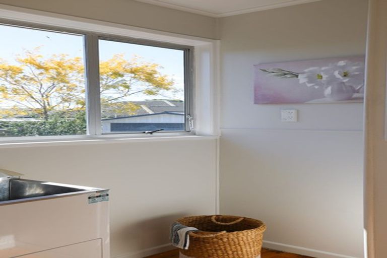 Photo of property in 57 Wordsworth Road, Manurewa, Auckland, 2102