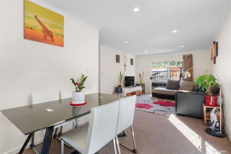 Photo of property in 7 Serenity Place, Otara, Auckland, 2023