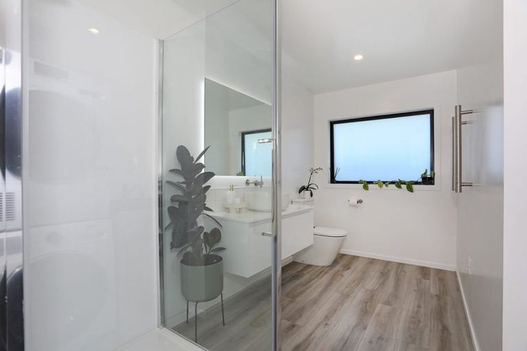 Photo of property in 7b Terrace Street, Marton, 4710