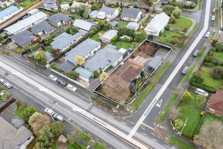 Photo of property in 10 Wairakei Road, Strowan, Christchurch, 8052