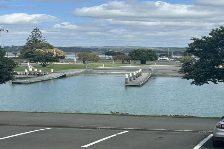 Photo of property in 2/26 West Quay, Ahuriri, Napier, 4110