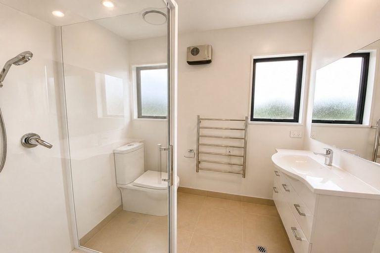 Photo of property in 6/69 Suva Street, Upper Riccarton, Christchurch, 8041
