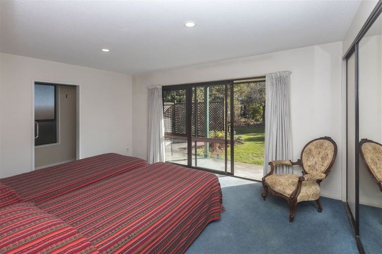 Photo of property in 25a Sayers Crescent, Ilam, Christchurch, 8041