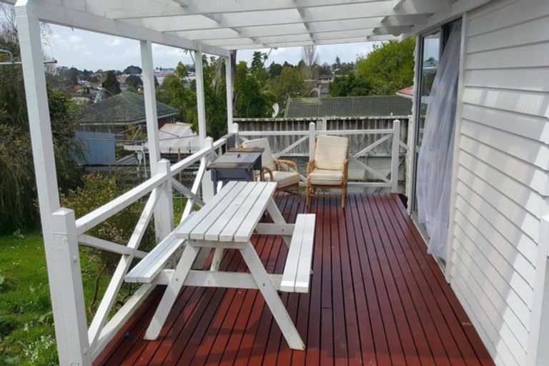 Photo of property in 4 Glenorchy Street, Glen Eden, Auckland, 0602