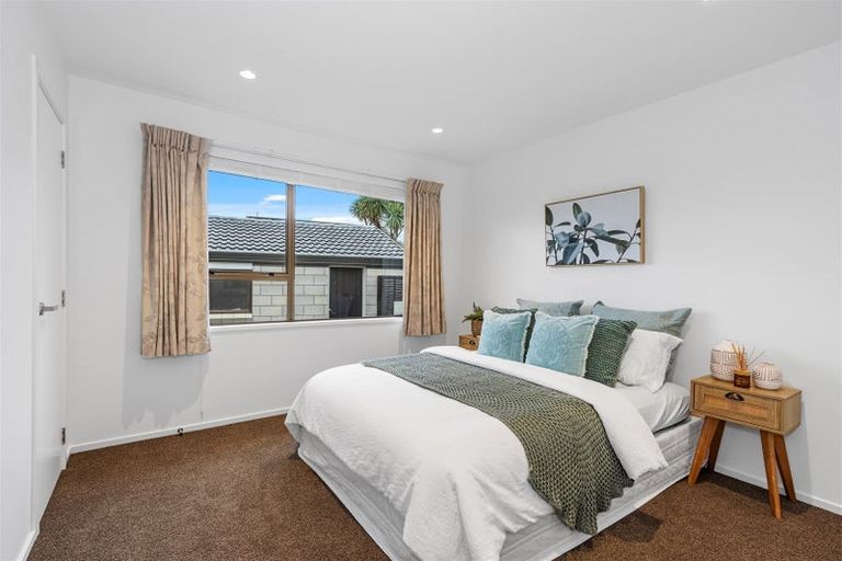 Photo of property in 46 Chipping Lane, Redwood, Christchurch, 8051