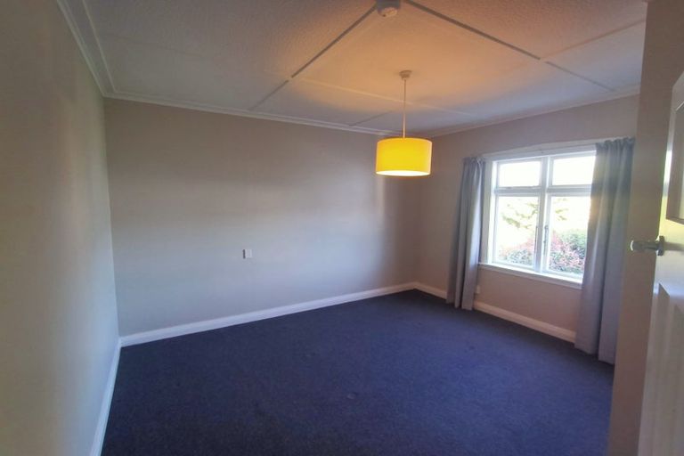 Photo of property in 28-28a Plunket Avenue, Petone, Lower Hutt, 5012
