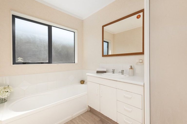 Photo of property in 689 Gloucester Road, Papamoa Beach, Papamoa, 3118