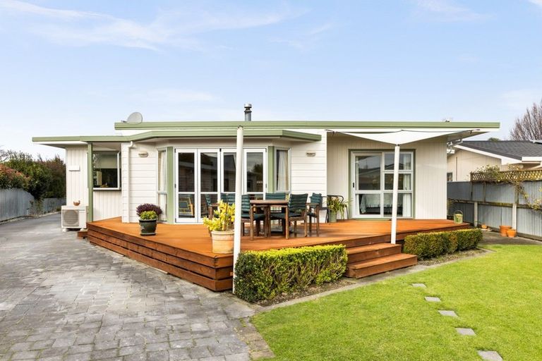 Photo of property in 6 Laurent Place, Greenmeadows, Napier, 4112