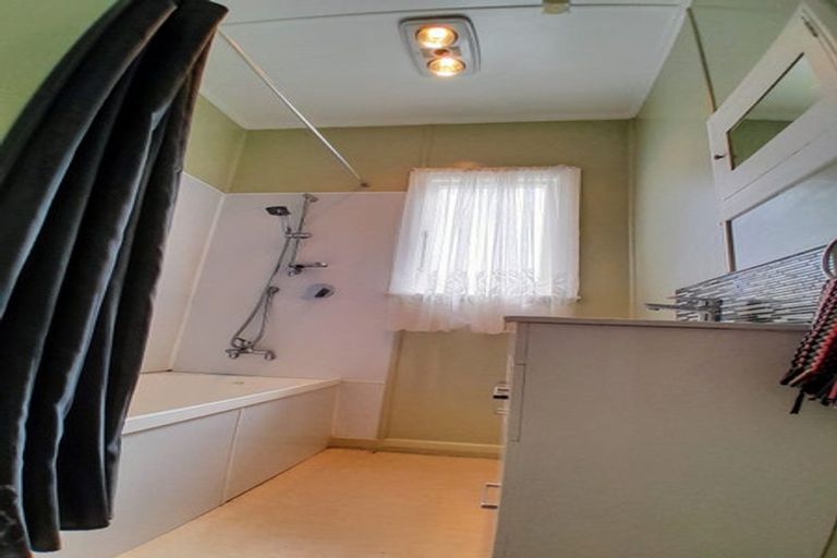 Photo of property in 49 Apatu Street, Wairoa, 4108