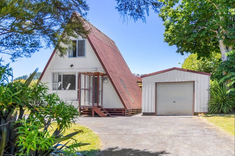 Photo of property in 207 Te Rangitautahanga Road, Turangi, 3334