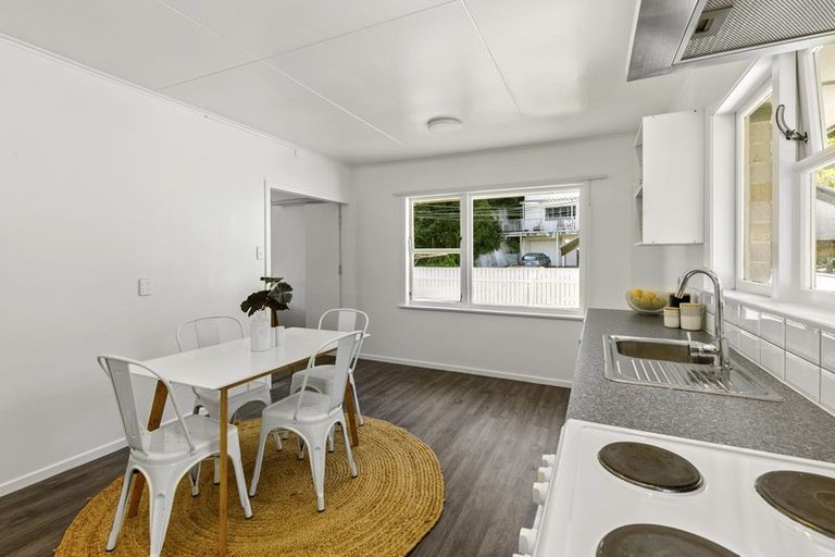 Photo of property in 32a Parnell Street, Fairfield, Lower Hutt, 5011