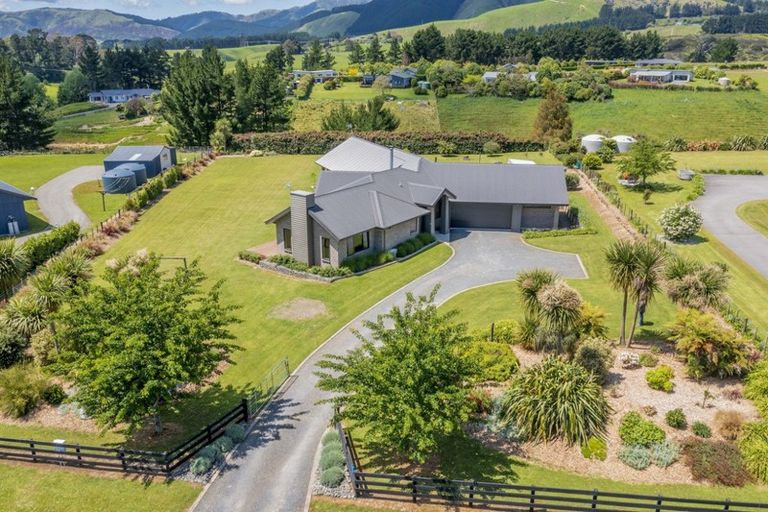 Photo of property in 43 Glade Park Lane, Shannon, Palmerston North, 4474