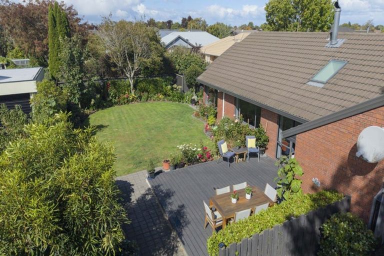 Photo of property in 17 Windsor Court, Rangiora, 7400