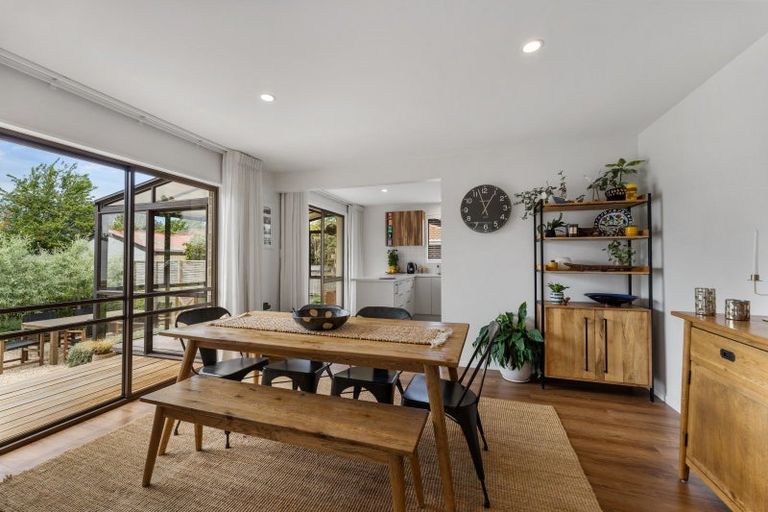 Photo of property in 6 Montclare Avenue, Ilam, Christchurch, 8041