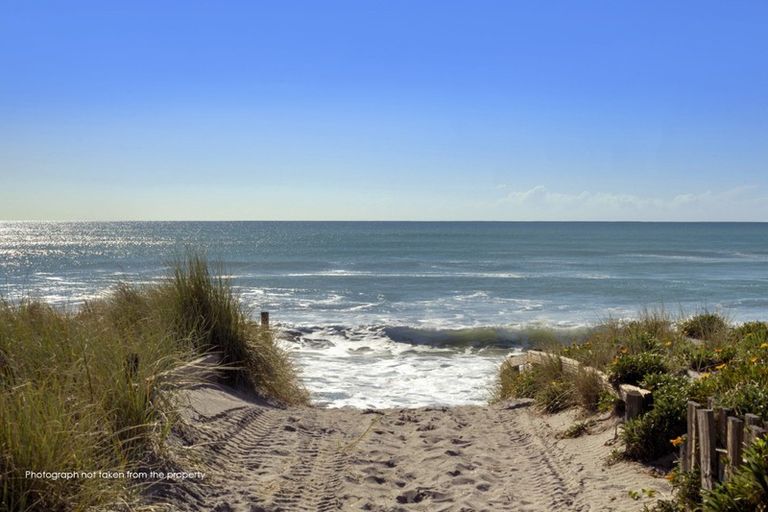 Photo of property in 398 Pukehina Parade, Pukehina, Te Puke, 3189