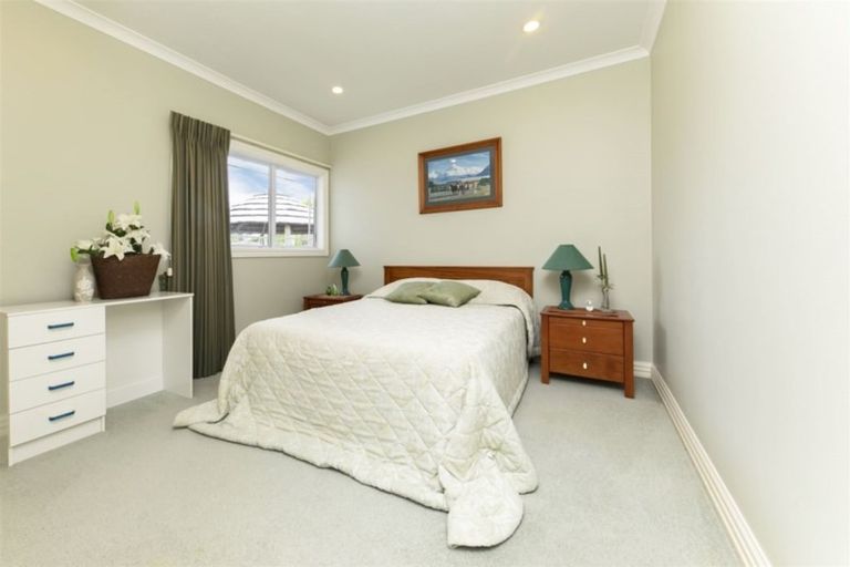 Photo of property in 296 Old North Road, Kumeu, 0892